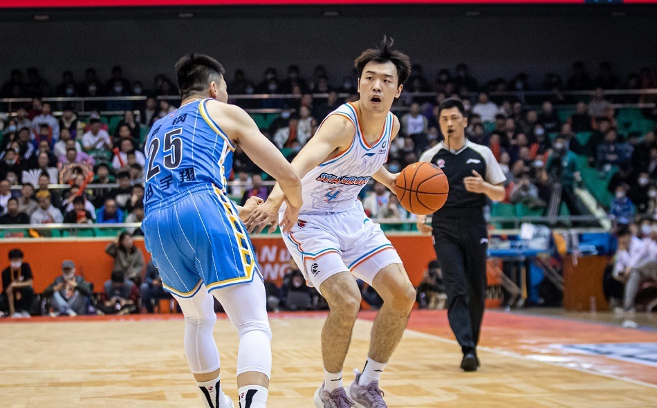 南京男篮溃败山西队，寻求突破机会的简单介绍