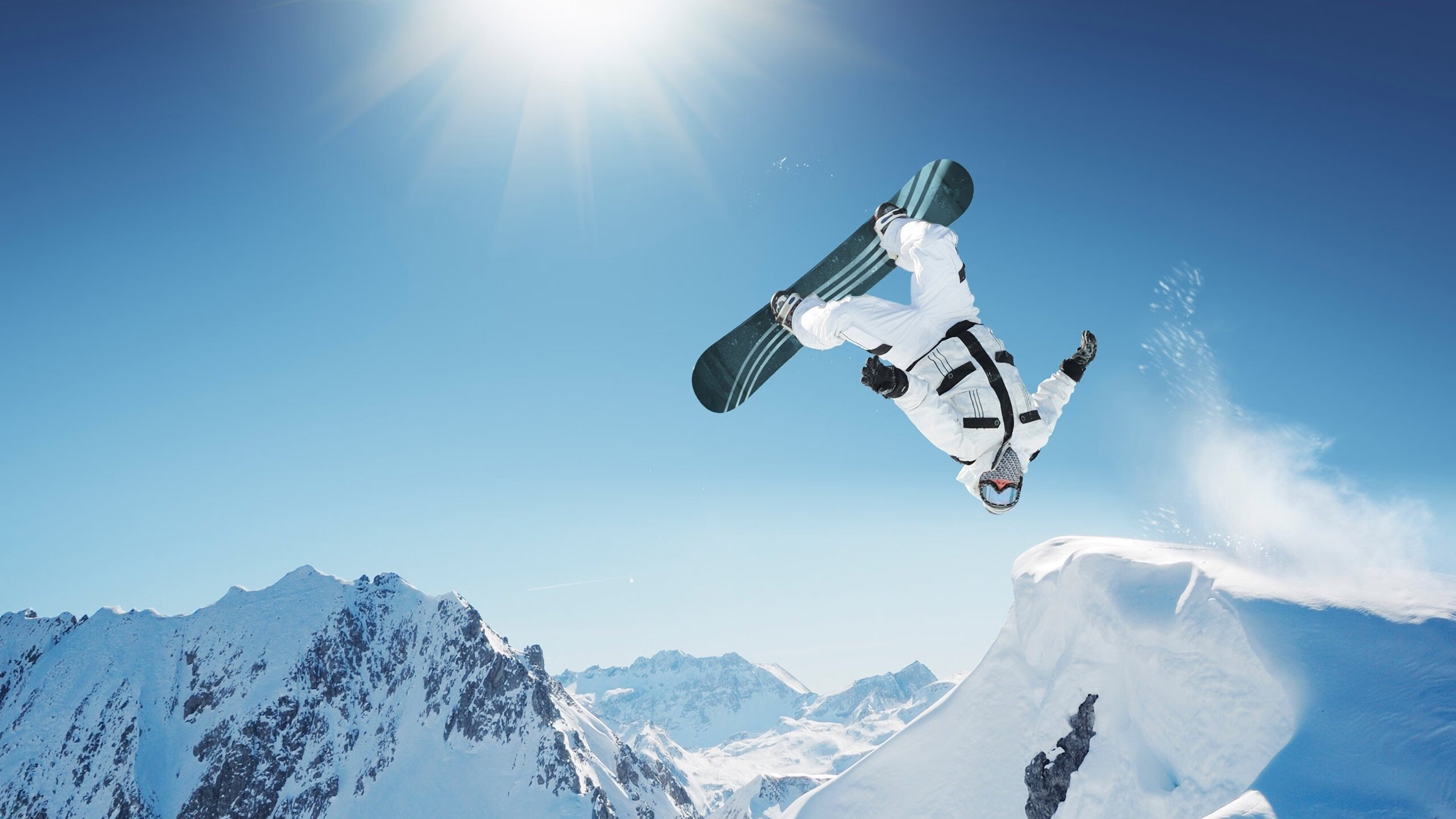 铁壁与利刃—欧冠决赛之夜，德里赫特如何以个人能力定义现代后卫的巅峰