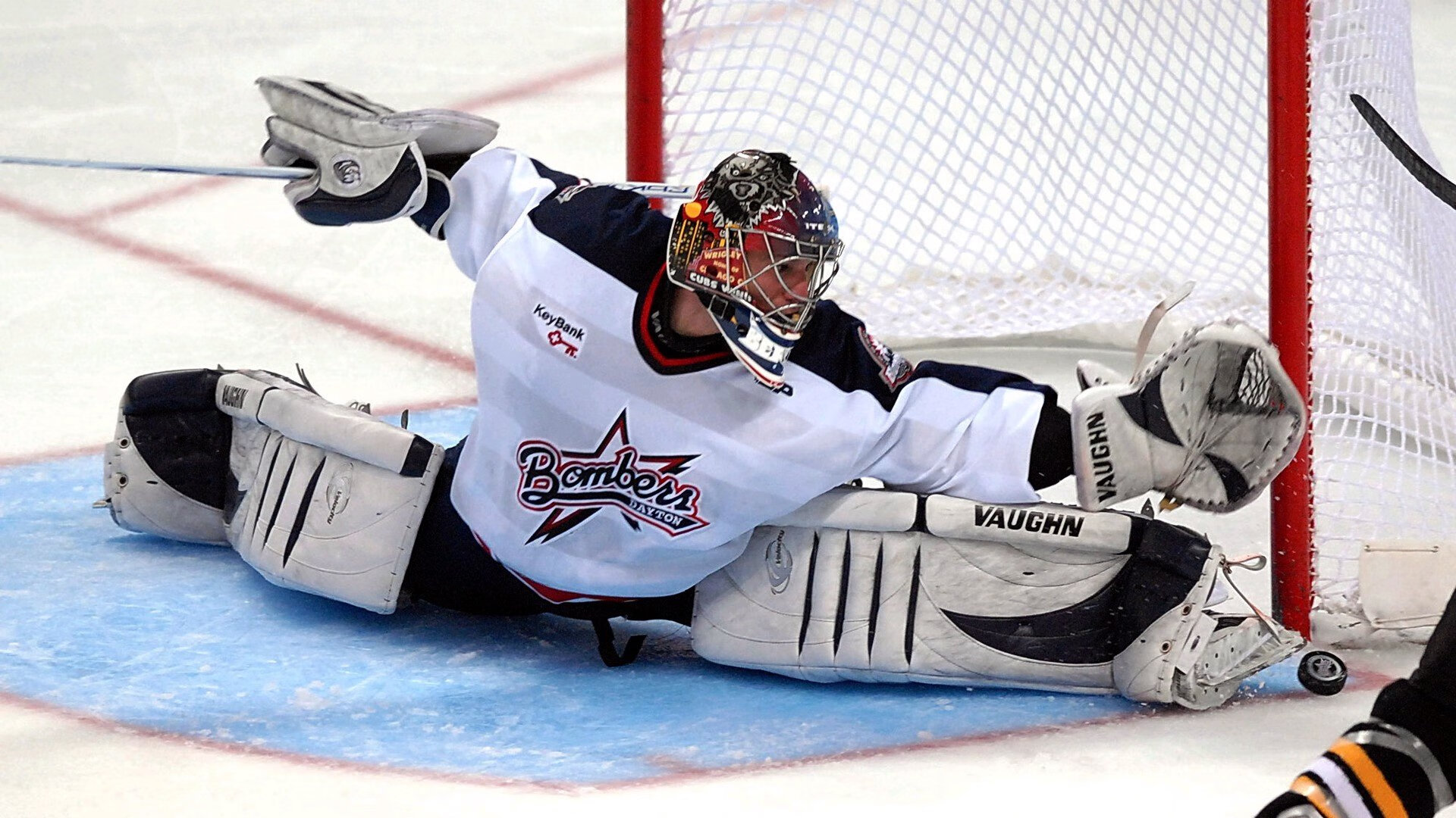 DB电竞竞猜入口-巴尔韦德个人能力完全展现，丹麦关键战突围荷兰