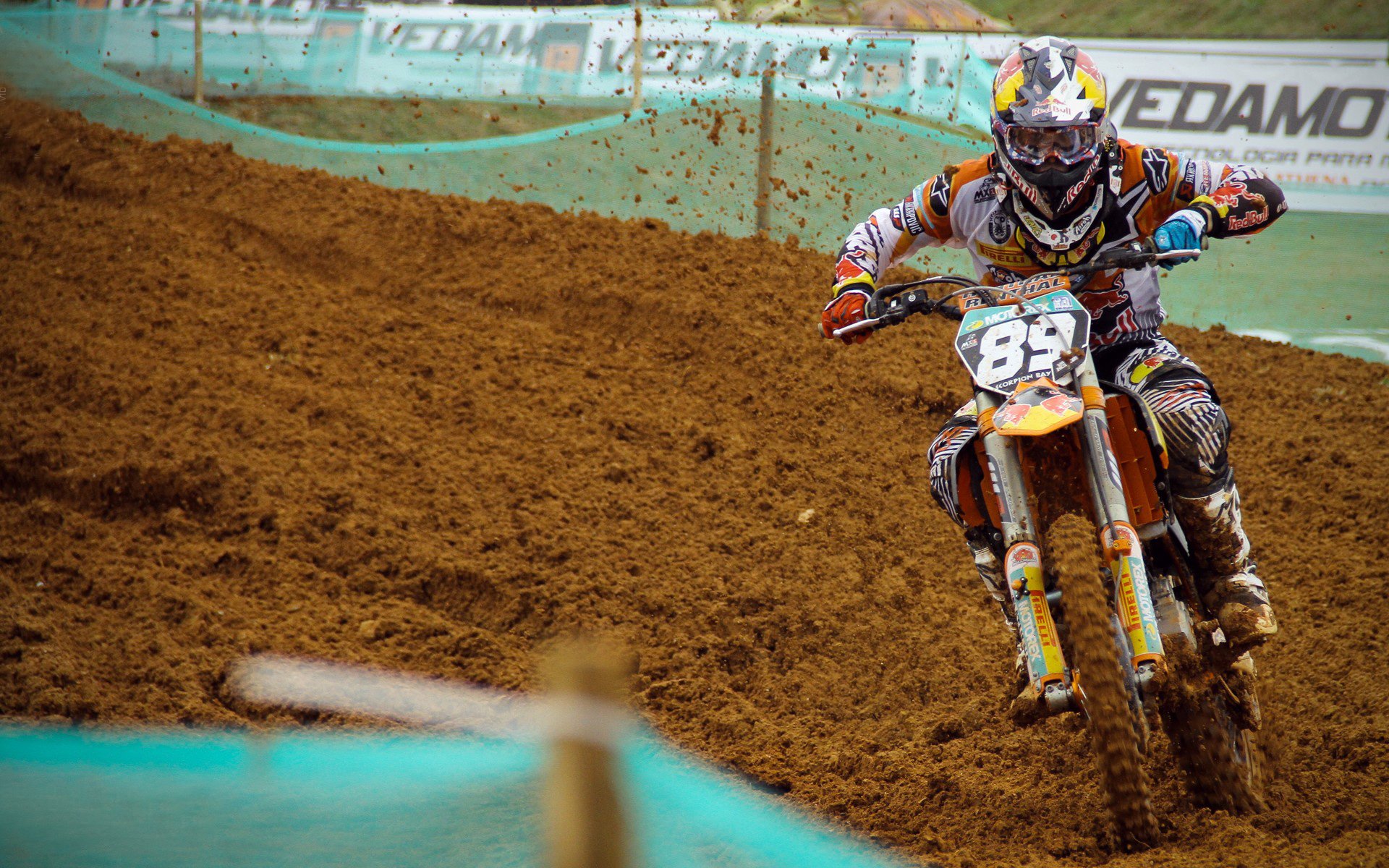 DB电竞官网登录-街道上的太阳，F1新加坡站与北京队的双重启示